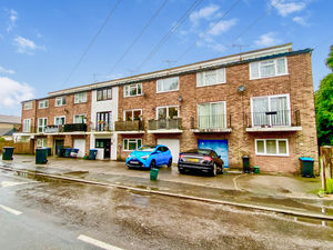 REAR ASPECT- click for photo gallery